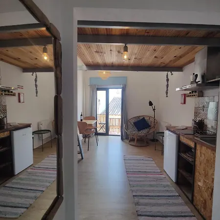 Boho Bispo Apartment *